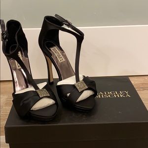 Badgley Mischka heals